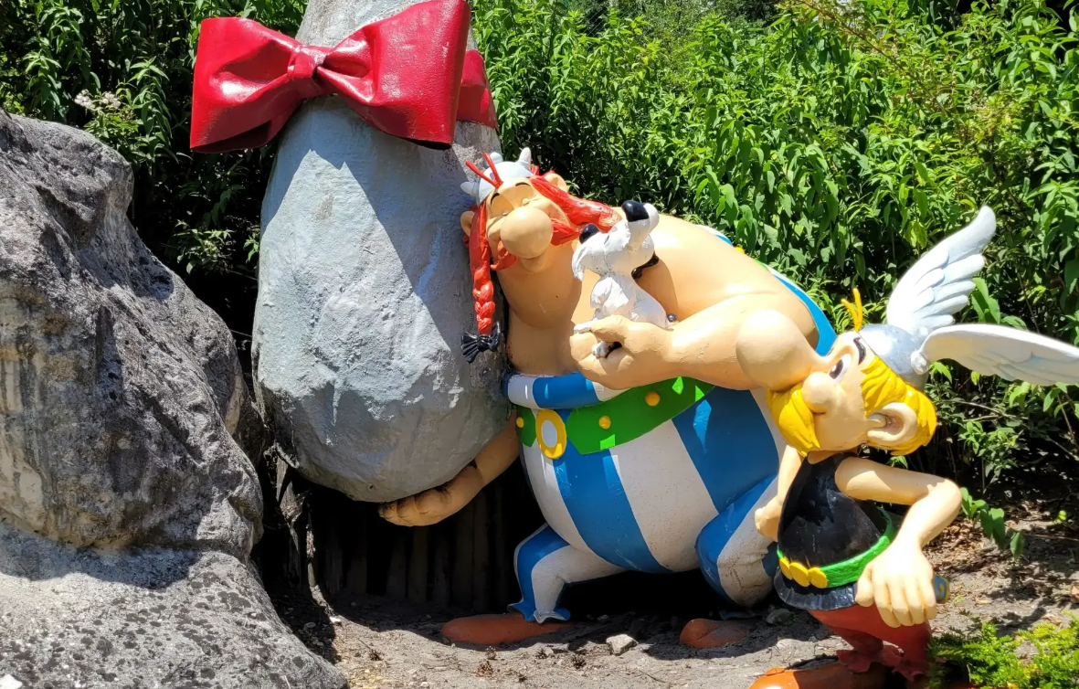 Oplev frankrig med børn – togturen til asterix park gør hele forskellen